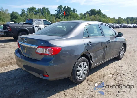 2011 Toyota Corolla Le z USA, uszkodzony, nr VIN JTDBU4EE2BJ100218